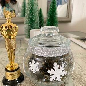 Meet your Posher, Sandy